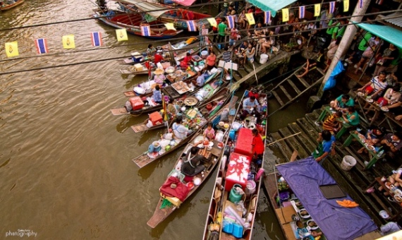 Amphawa Floating Market