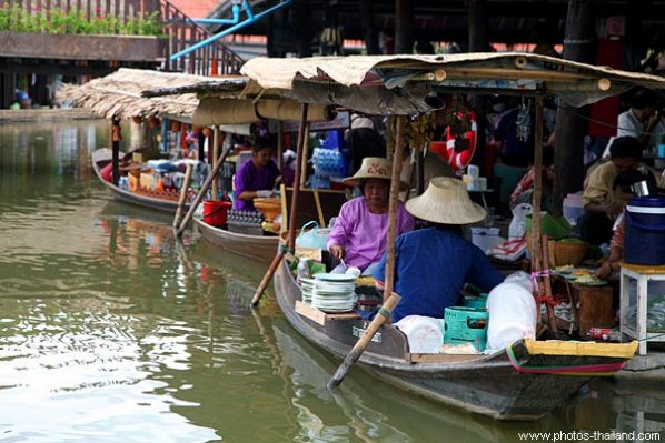 Ayothaya Floating Market