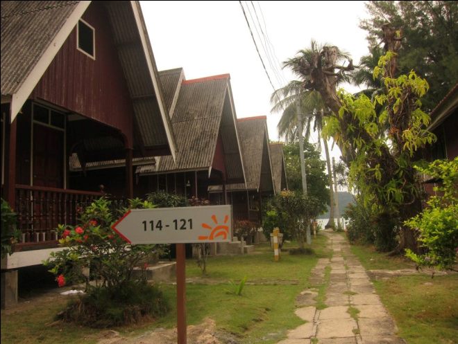 Flora Bay Resort Chalet exterior