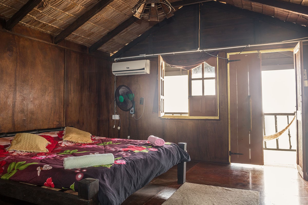 Beach Shack Beachfront Air-con Room