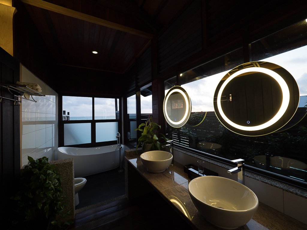 Sipadan Kapalai Dive Resort Bathroom