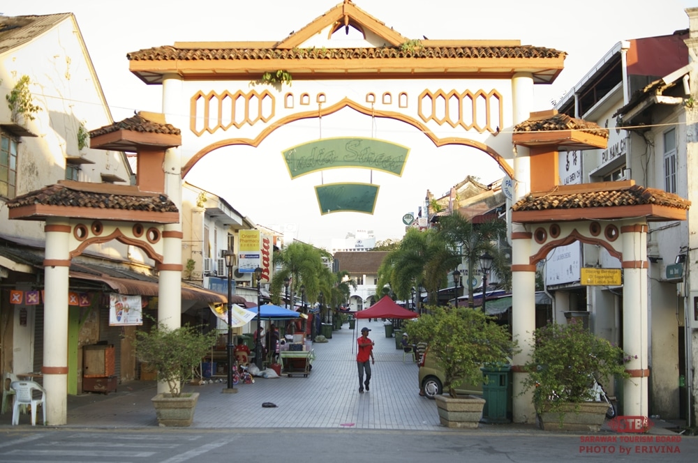 Sarawak Tour India Street