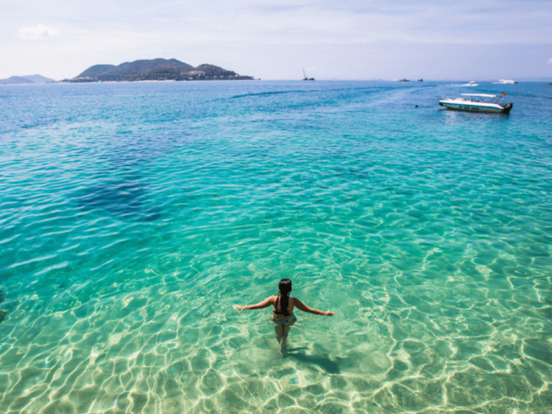 Tranh Beach