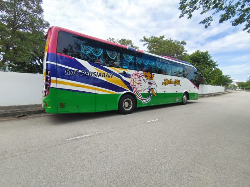 VIP 30 Seater Bus Persiaran