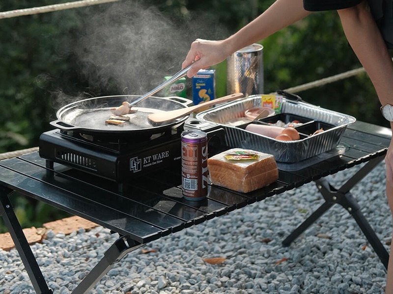 Self-cook BBQ & Steamboat