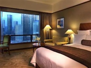 Superior room with twin towers view