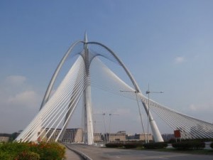 Seri Wawasan Bridge built with latest technology