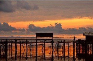 Kelambu Beach sunset