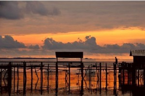 Kelambu Beach sunset