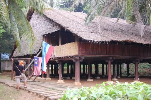 Rumah Dusun Lutud