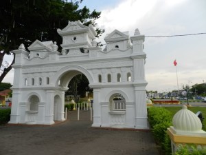 Istana Kota Tengah