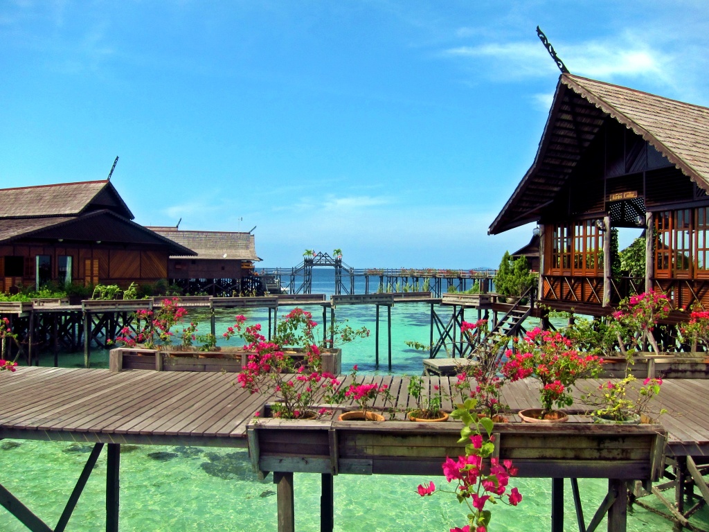 Kapalai Island resort chalet