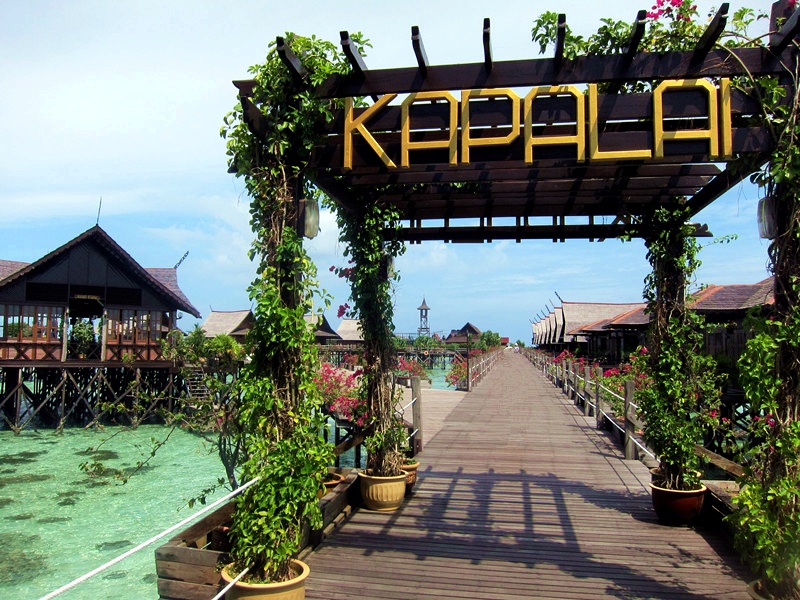 Kapalai Island resort chalet