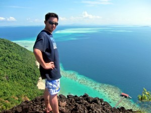 Photo shooting at Pulau Bohey Dulang hill top