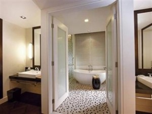 Premier Garden Bathroom