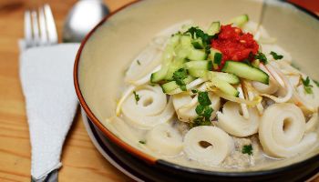 Laksam kelantan dish