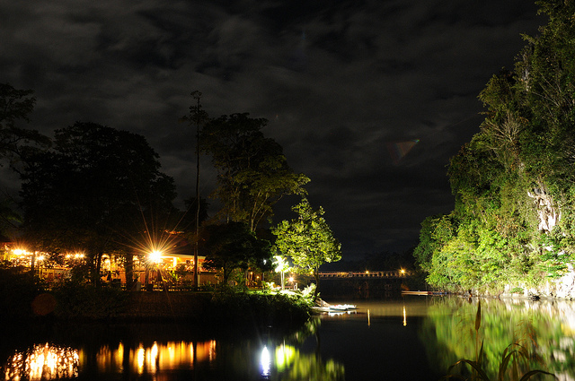 Mulu Royal Resort night view