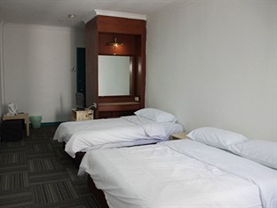 Agora Hotel