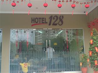 Hotel 128