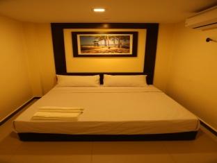 Hotel Seniman Sentul