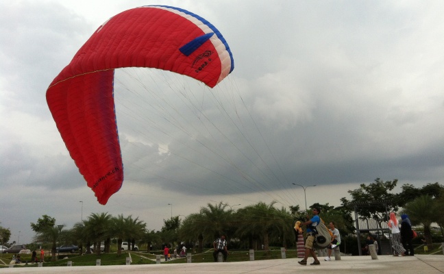Setia City Mall Parachute