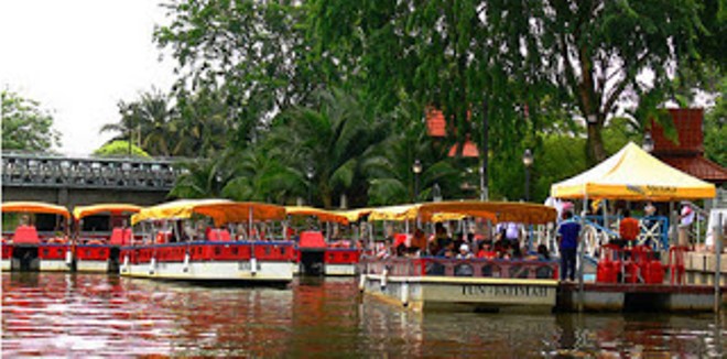 MELAKARIVERBOATS