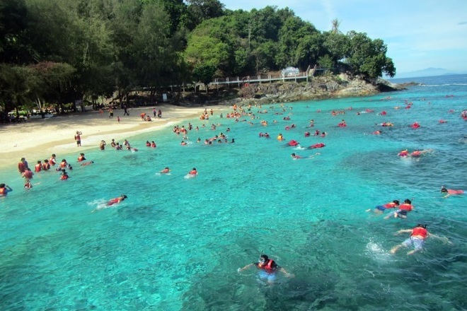 Snorkeling in Redang