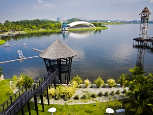 Putrajaya lake