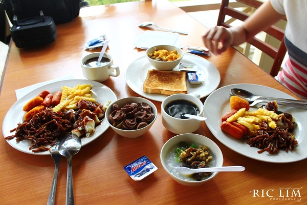 Redang Beach resort breakfast