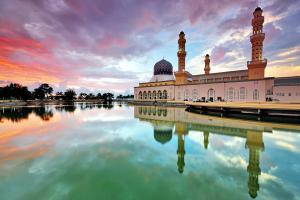 floating mosque kota kinabalu