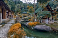 Rumah Buluh Betong Resort Living