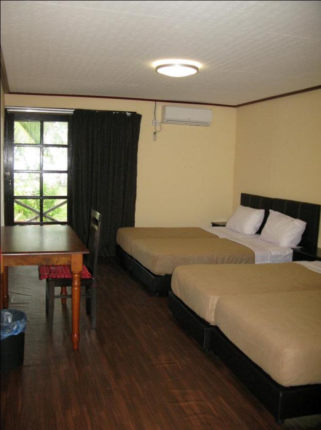 Tenggol island beach resort Room interior