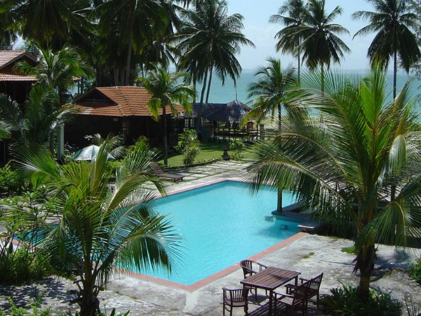 D Coconut Pulau Besar Swimming Pool