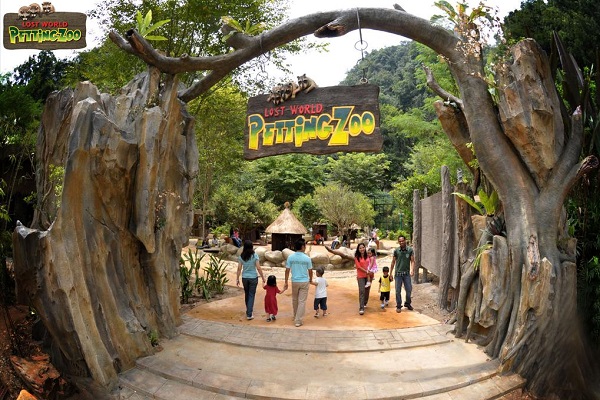 Lost World Petting Zoo