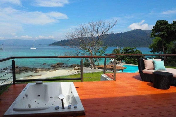 Lipe Jacuzzi Beach Villa 4