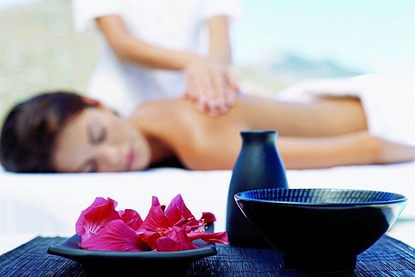 Lipe Massage in Room