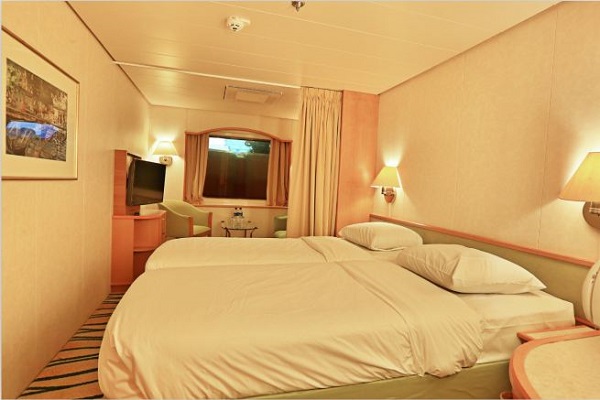 SSG Stateroom with obstructed view CH