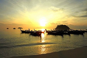 Lipe Sunrise beach