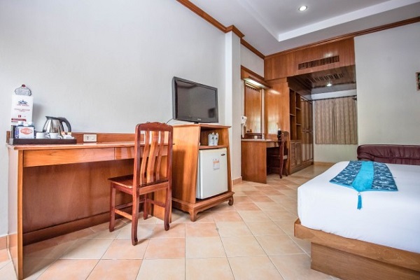 Phuket Deluxe Pool Access 2