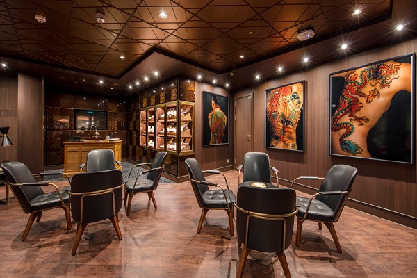 HUMIDOR CIGAR LOUNGE