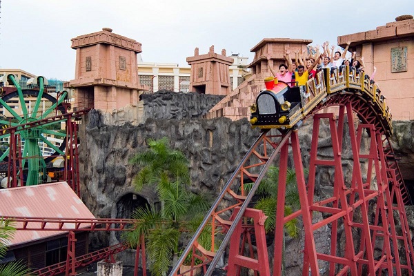 Sunway Lagoon Surroundig