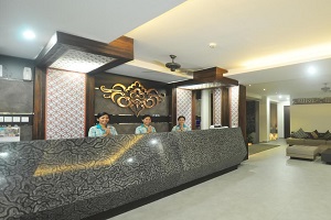 Grand Barong Resort Bali Kuta lobby
