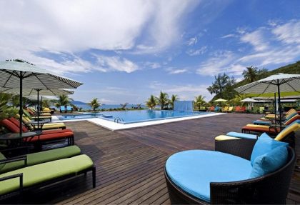 Sari Pacifica Beach Resort Pulau Sibu Swimming Pool