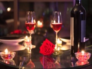 candlelight dinner 