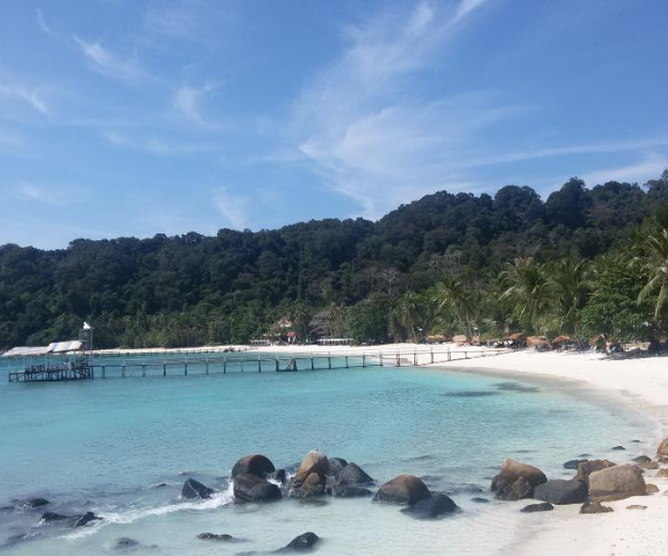 Sari Pacifica Lang Tengah