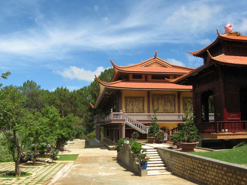 Truc Lam Zen Monastery