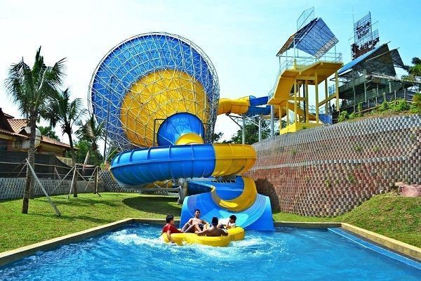 A Famosa Water Theme Park 