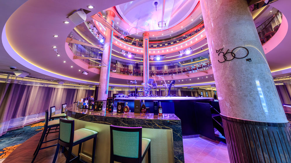 Genting Dream Cruise Bar 360 