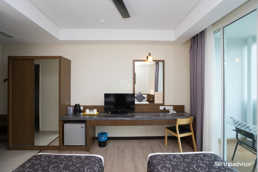 Deluxe Seaview