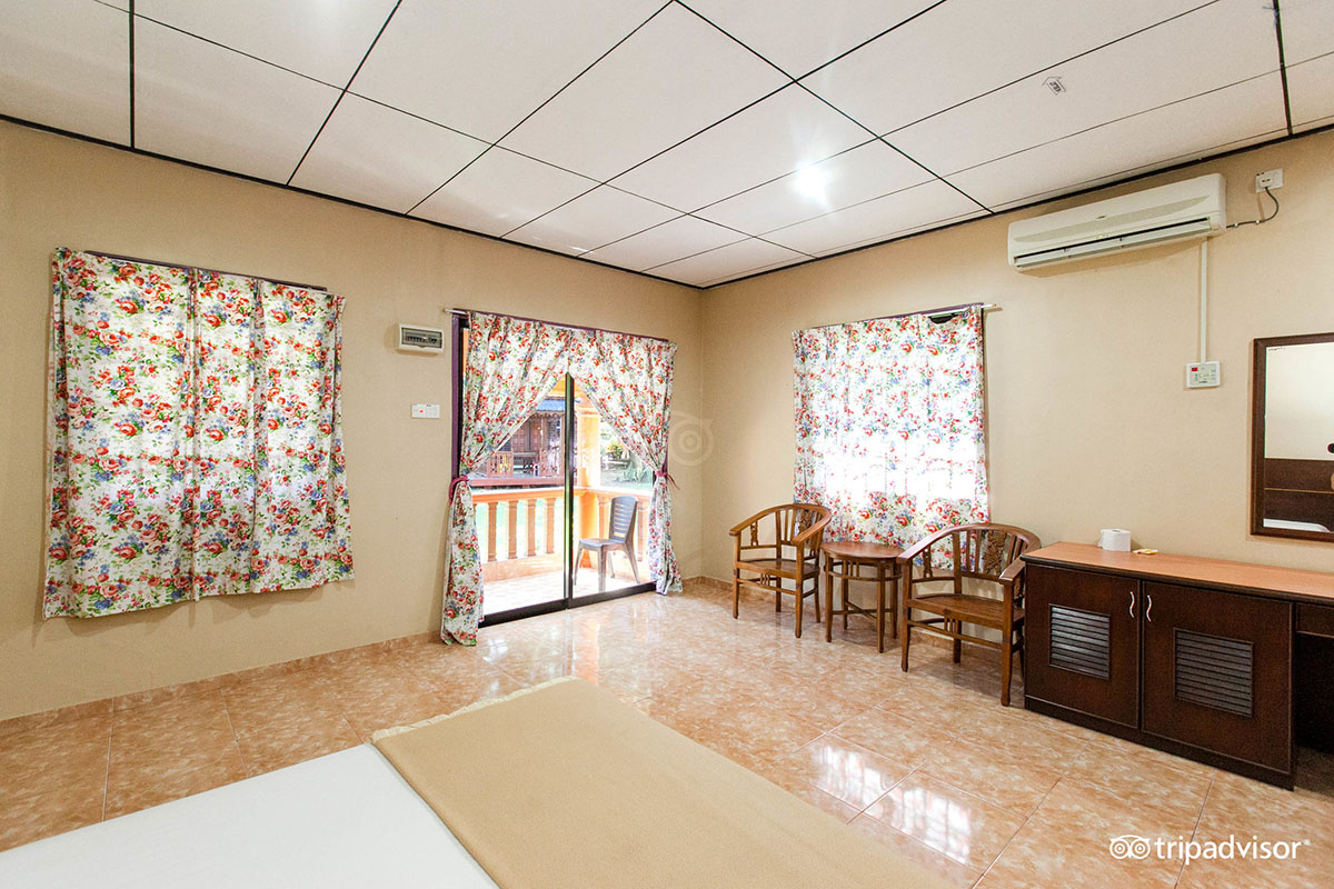 Salang Pusaka Resort Honeymoon Suite 